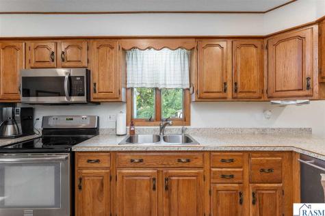 914 School Street Fairmont MN 56031