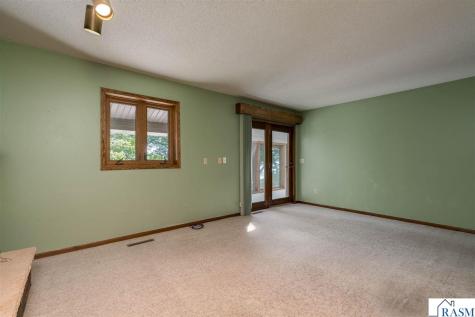 7044 Da Mar Estate St. Peter MN 56082