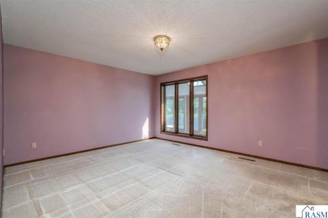 7044 Da Mar Estate St. Peter MN 56082