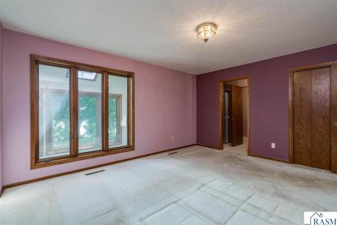 7044 Da Mar Estate St. Peter MN 56082