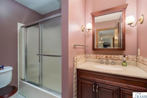 7044 Da Mar Estate St. Peter MN 56082