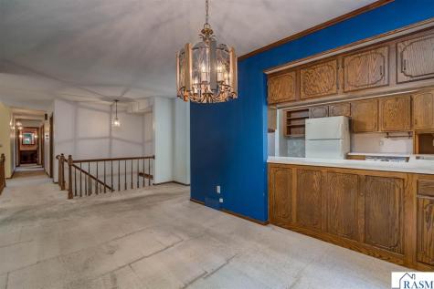 7044 Da Mar Estate St. Peter MN 56082