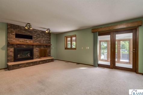 7044 Da Mar Estate St. Peter MN 56082