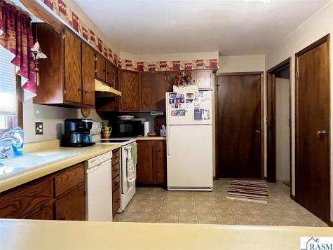 1141 8th Street North St. James MN 56081