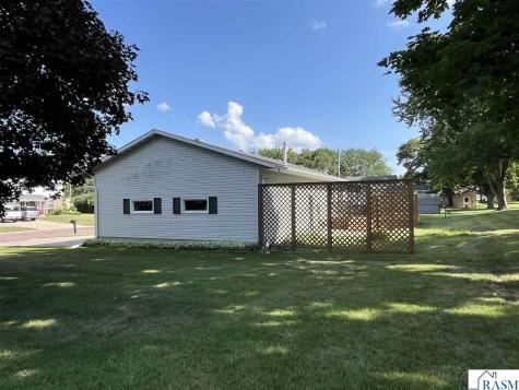 1141 8th Street North St. James MN 56081