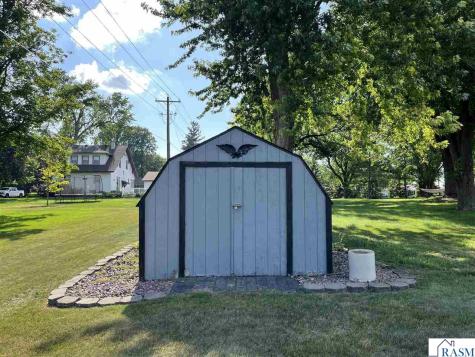 1141 8th Street North St. James MN 56081