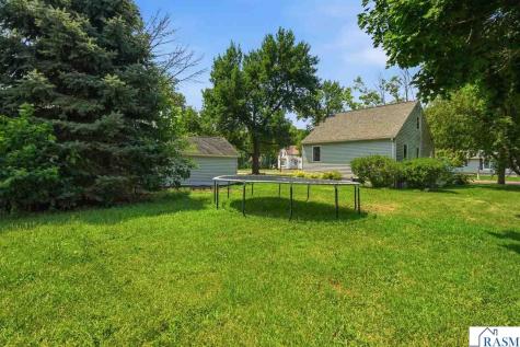 18 S Ann Street Minnesota Lake MN 56068