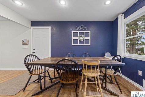1801 Sunray Avenue Mankato MN 56001