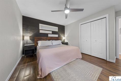 1801 Sunray Avenue Mankato MN 56001