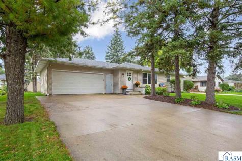 1801 Sunray Avenue Mankato MN 56001