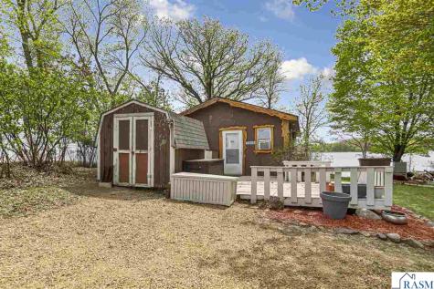 7008 Laura Lane St. Peter MN 56082