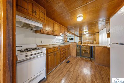 7008 Laura Lane St. Peter MN 56082