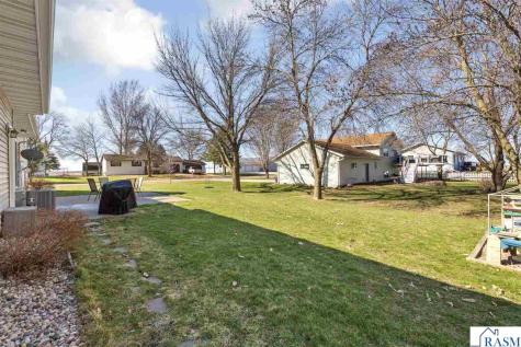 710 1st Street Cleveland MN 56017