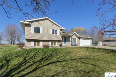 710 1st Street Cleveland MN 56017