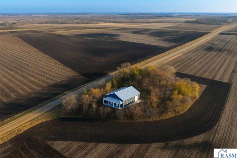 16280 552nd Avenue Good Thunder MN 56037