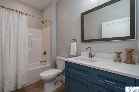 1720 High Tail Lane Mankato MN 56001