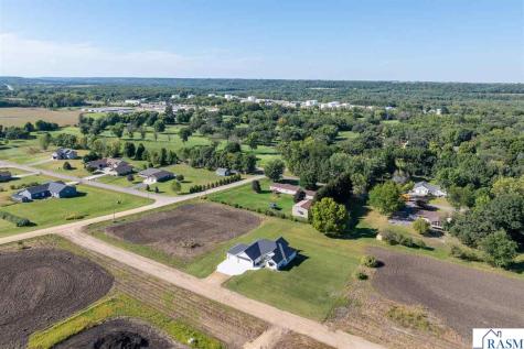 1720 High Tail Lane Mankato MN 56001