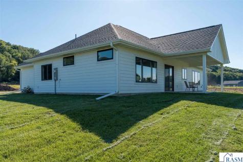 1720 High Tail Lane Mankato MN 56001