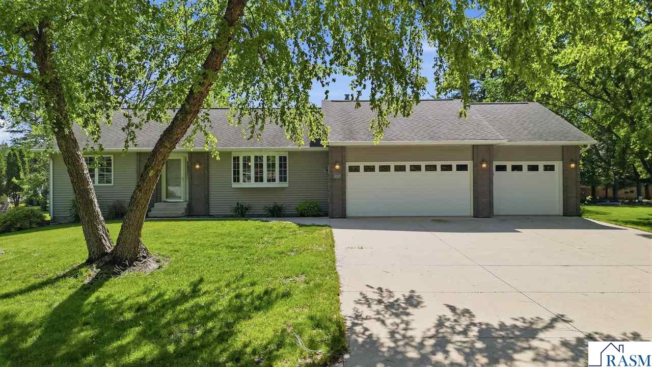209 SW 1st Avenue Geneva MN 56035