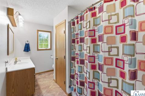 209 SW 1st Avenue Geneva MN 56035