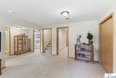 209 SW 1st Avenue Geneva MN 56035