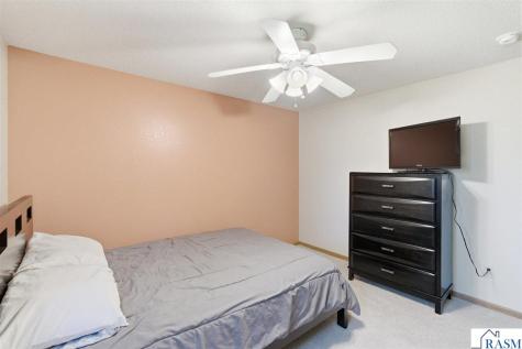 209 SW 1st Avenue Geneva MN 56035