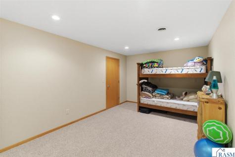 209 SW 1st Avenue Geneva MN 56035