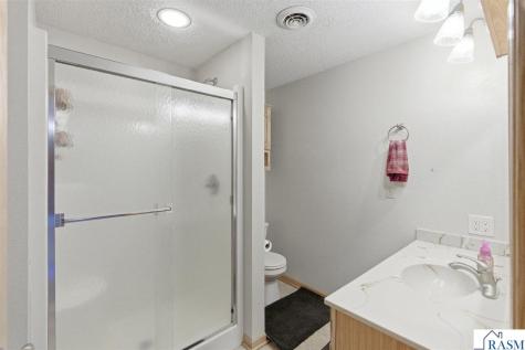 209 SW 1st Avenue Geneva MN 56035