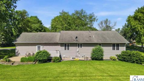 209 SW 1st Avenue Geneva MN 56035