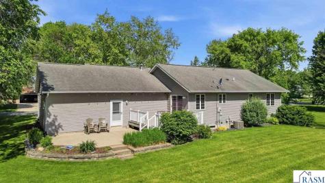 209 SW 1st Avenue Geneva MN 56035