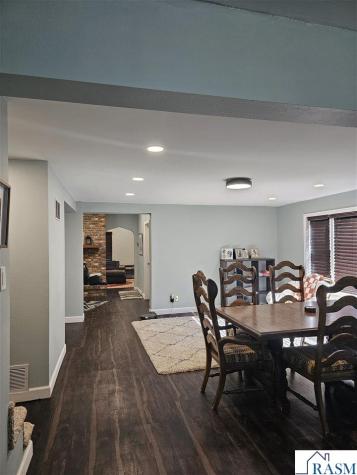 58369 240th Street Mankato MN 56003