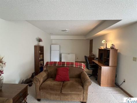 301 Myrick Street Le Sueur MN 56058
