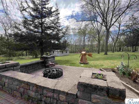 301 Myrick Street Le Sueur MN 56058