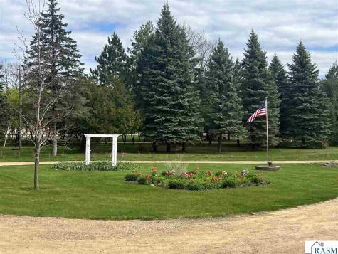 301 Myrick Street Le Sueur MN 56058