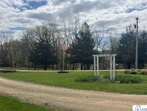 301 Myrick Street Le Sueur MN 56058