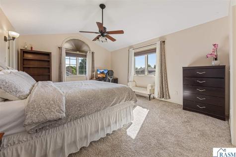 100 Park Place Mankato MN 56001