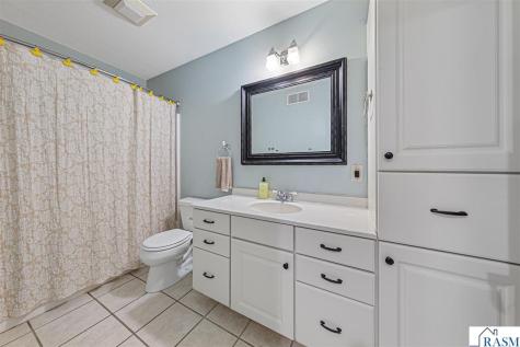 100 Park Place Mankato MN 56001