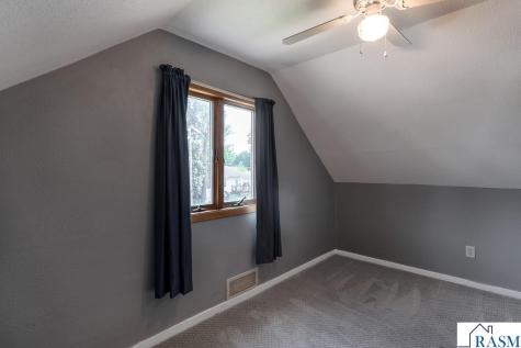 462 E Washington Street Le Center MN 56057
