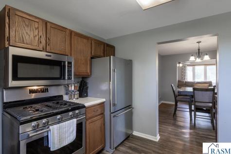 462 E Washington Street Le Center MN 56057