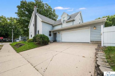 702 Albion Avenue Fairmont MN 56031