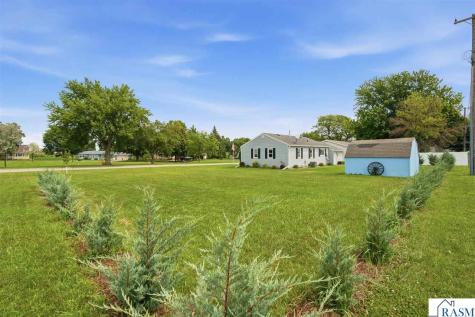 1027 Sioux Avenue Fairmont MN 56031