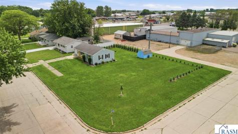 1027 Sioux Avenue Fairmont MN 56031