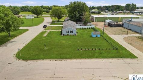 1027 Sioux Avenue Fairmont MN 56031