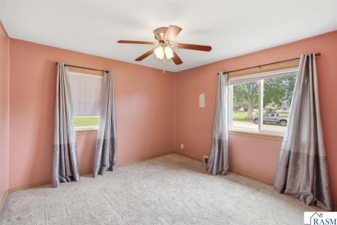 1027 Sioux Avenue Fairmont MN 56031