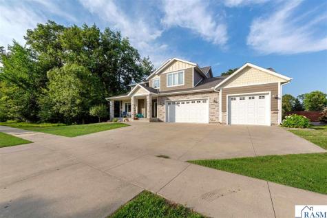 317 Oak Marsh Drive Mankato MN 56001