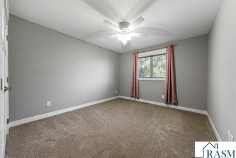 317 Oak Marsh Drive Mankato MN 56001
