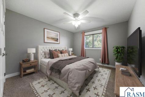 317 Oak Marsh Drive Mankato MN 56001