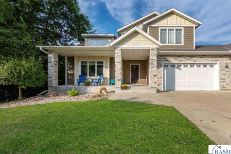 317 Oak Marsh Drive Mankato MN 56001