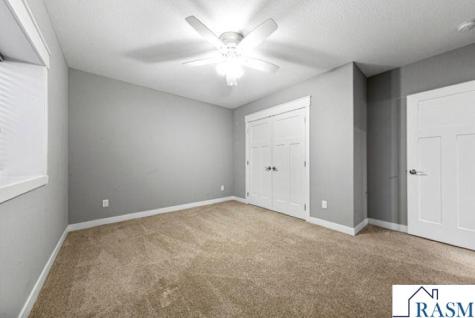 317 Oak Marsh Drive Mankato MN 56001