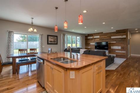 705 Maple Lane Eagle Lake MN 56024